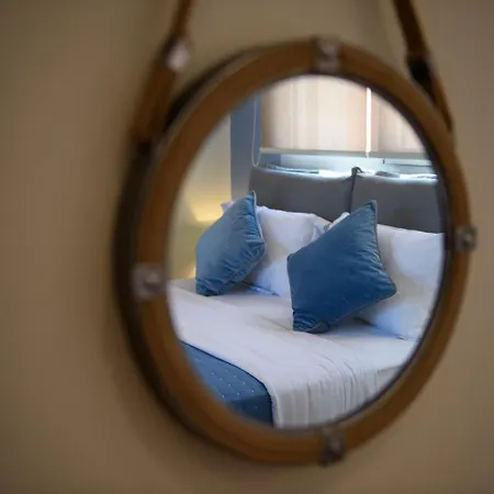 Tessera & Collection *